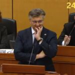 Sabor: Oporba je oštetila klupe lupanjem. Pojavile su se rupe. Morat ćemo napraviti procjenu